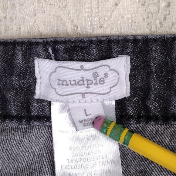 Mud Pie black denim button-up short mini skirt raw hemline women's size L - Picture 3 of 3